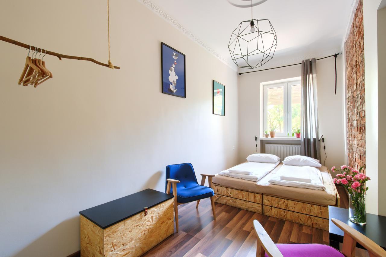 Lull Hostel Warszawa Eksteriør billede