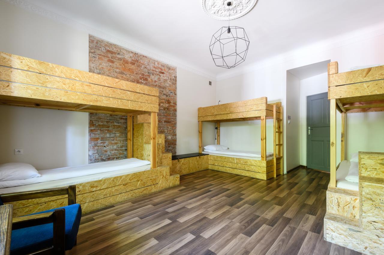 Lull Hostel Warszawa Eksteriør billede