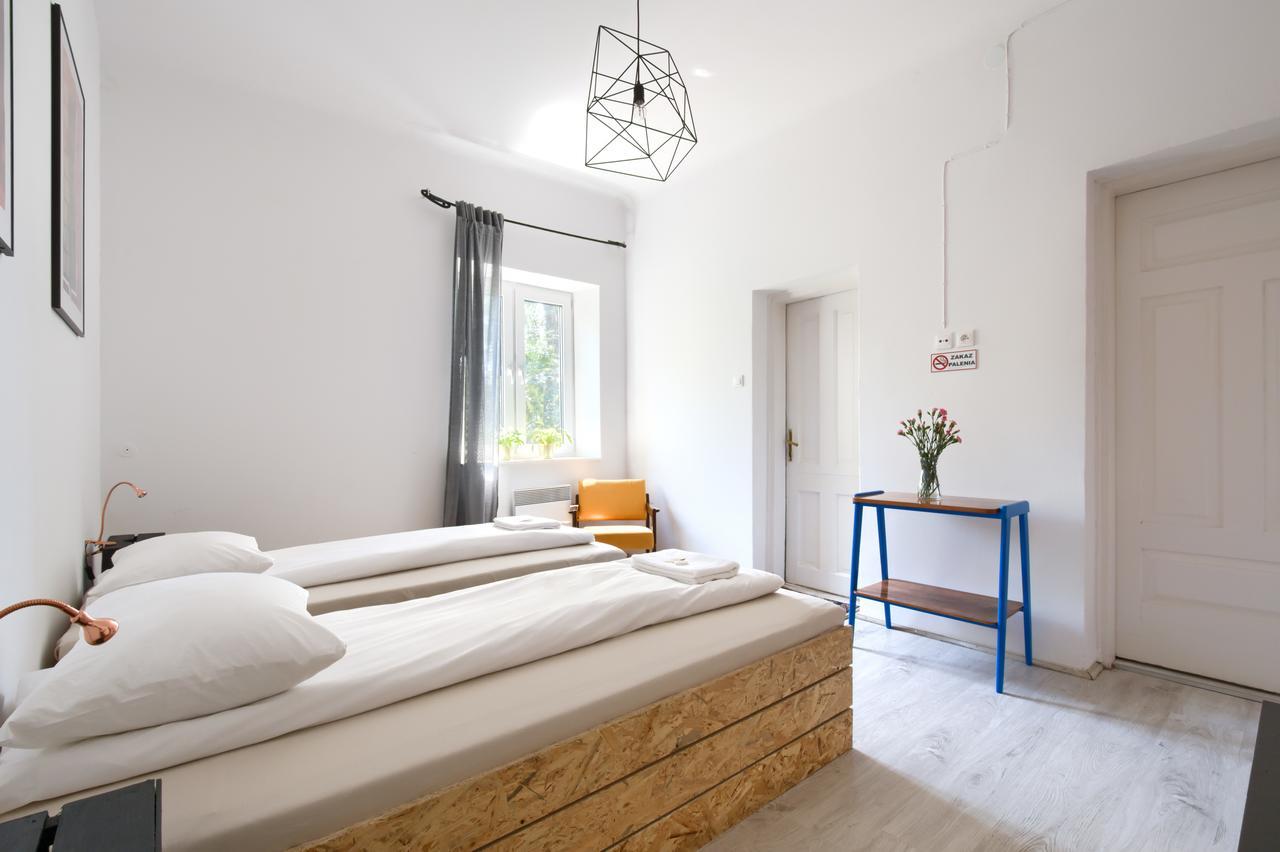Lull Hostel Warszawa Eksteriør billede