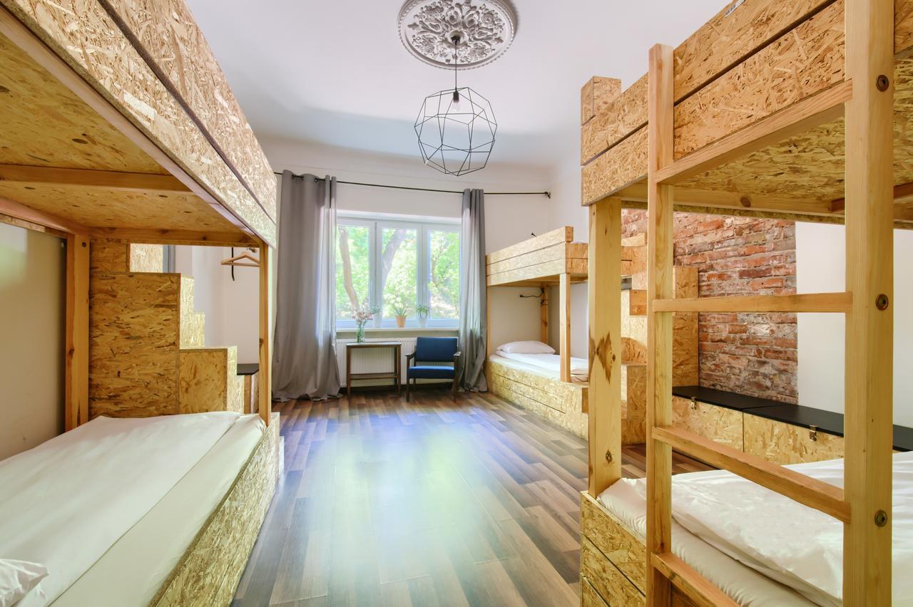 Lull Hostel Warszawa Eksteriør billede