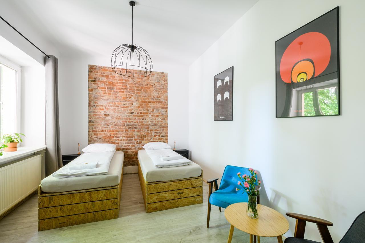 Lull Hostel Warszawa Eksteriør billede